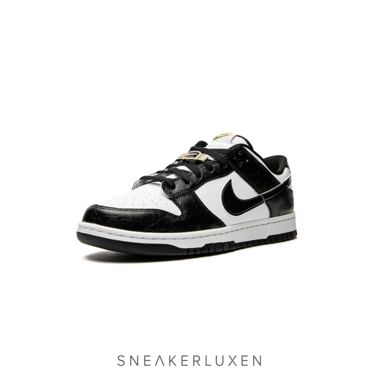 NİKE DUNK LOW "WORLD CHAMPS - BLACK WHITE"