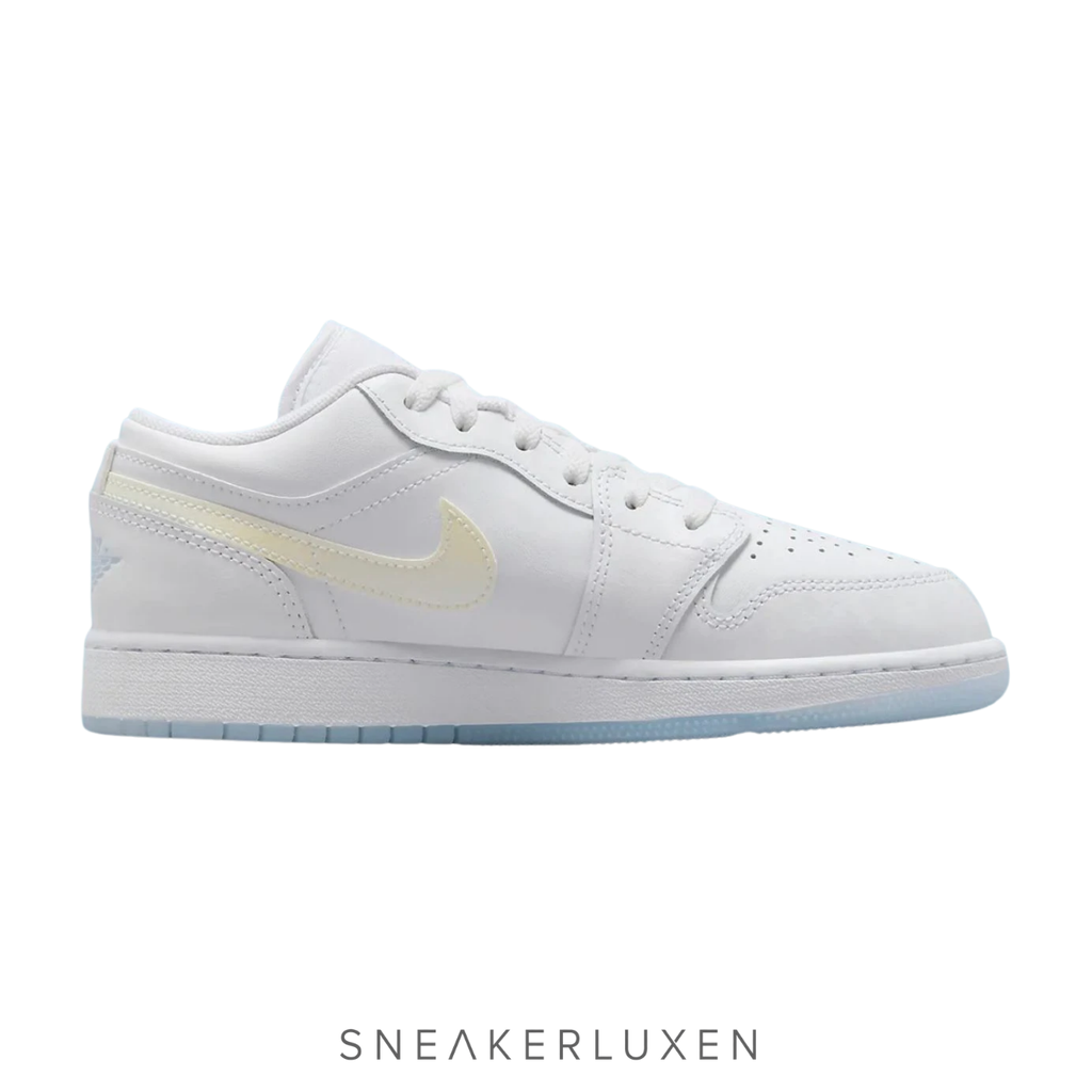 Nike AIR JORDAN 1 LOW "GLITTER SWOOSH"