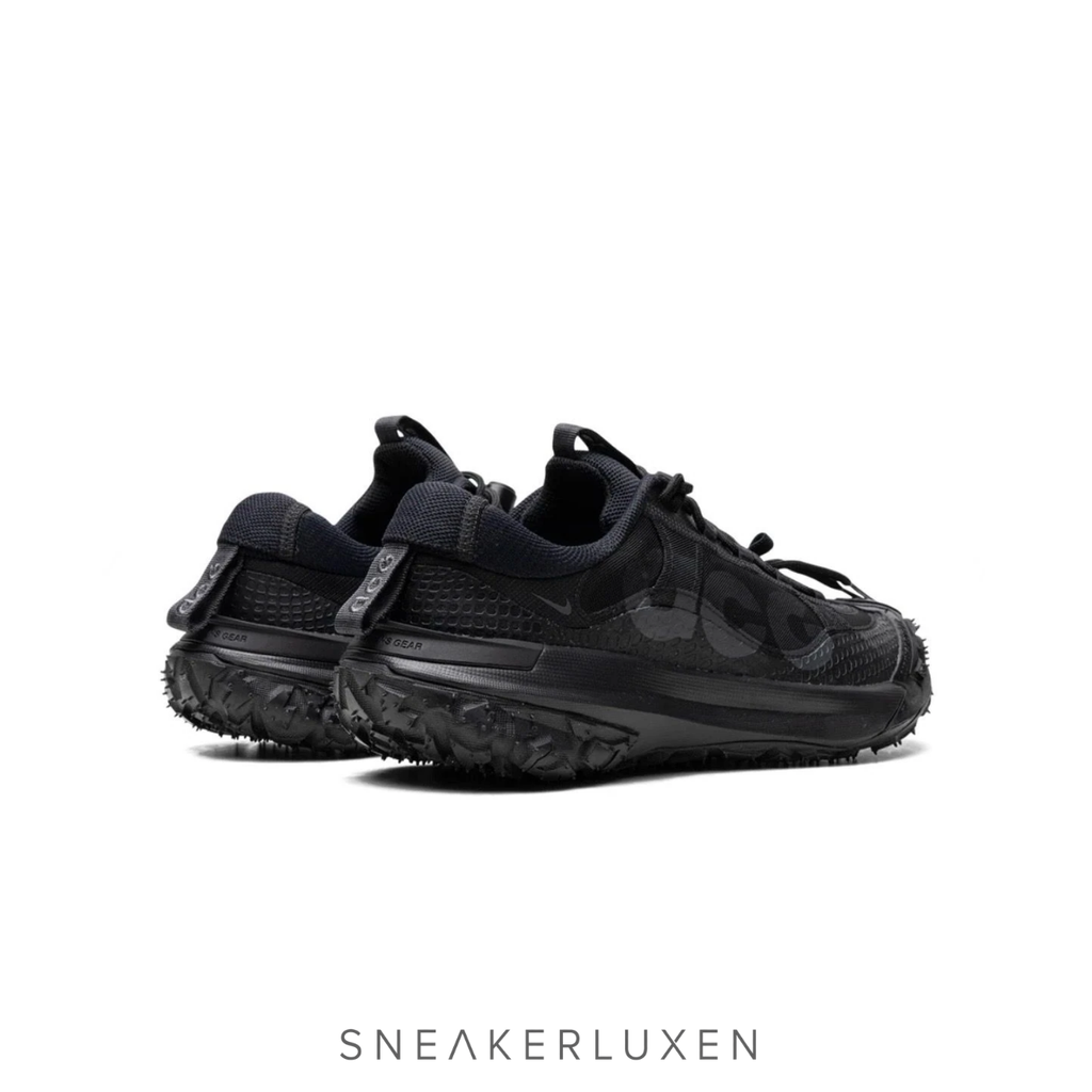 NIKE ACG MOUNTAIN FLY 2 LOW "TRIPLE BLACK"