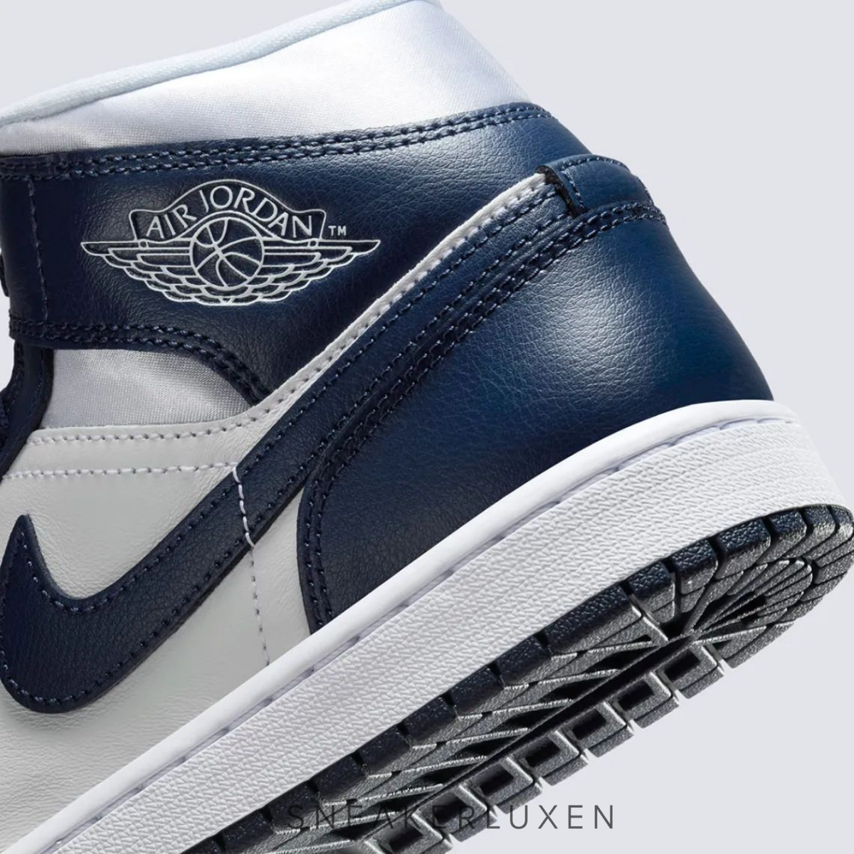 NİKE Air Jordan 1 Mid "Football Grey/White/Midnight Navy"
