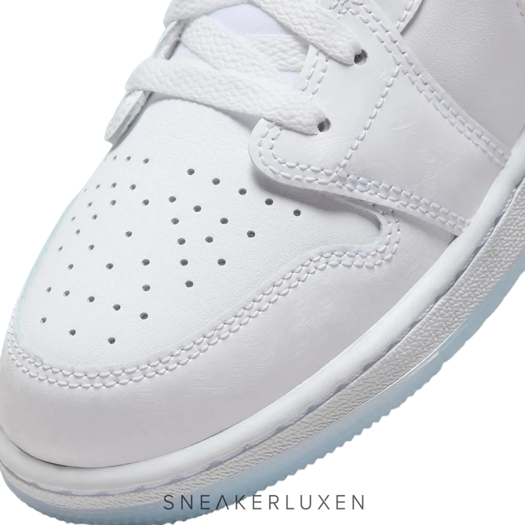 Nike AIR JORDAN 1 LOW "GLITTER SWOOSH"